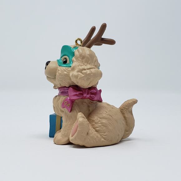 1994 Hallmark Secret Santa Handcrafted Keepsake Holiday Christmas Ornament. - Picture 5 of 8